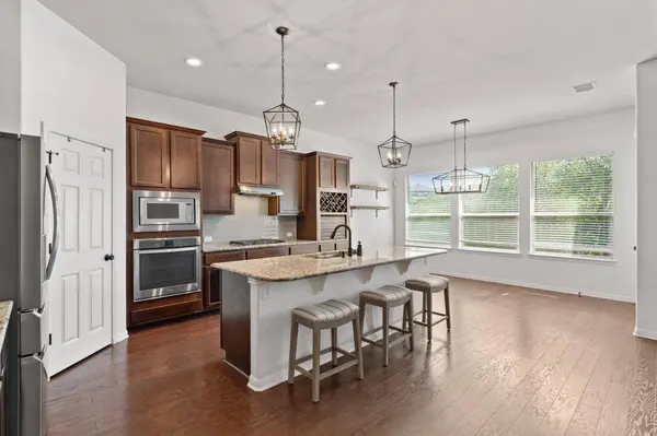 21824 Agarito LN, Spicewood, TX 78669