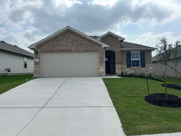 311 Darwin PL, Lockhart, TX 78644