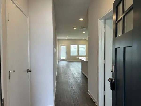 311 Darwin PL, Lockhart, TX 78644