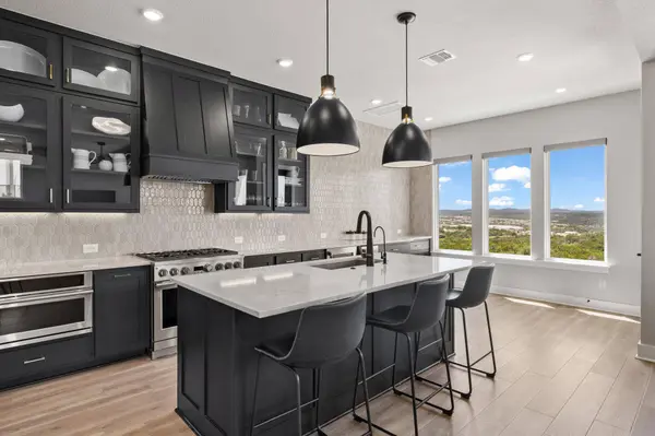 4 Maybury WAY #40, Austin, TX 78738