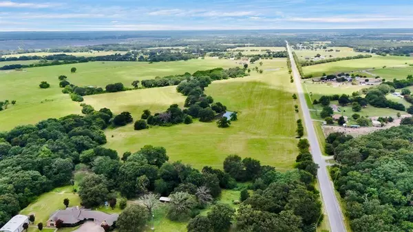 8244 S FM 148, Scurry, TX 75158