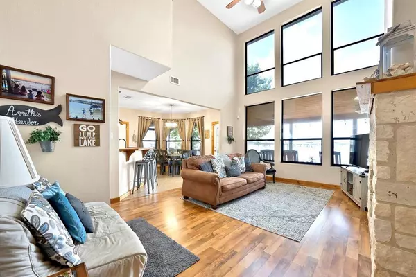 110 Jeffrey Circle, Gun Barrel City, TX 75156