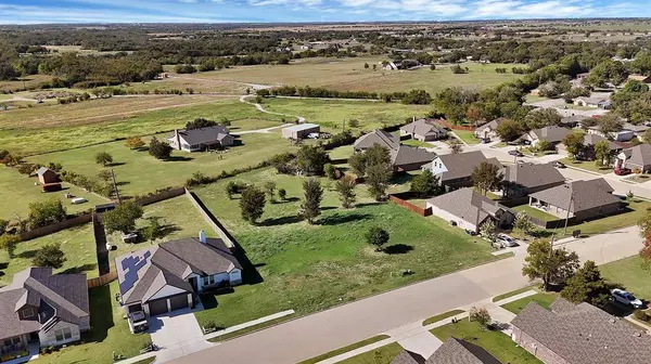 430 S 2nd Street, Krum, TX 76249