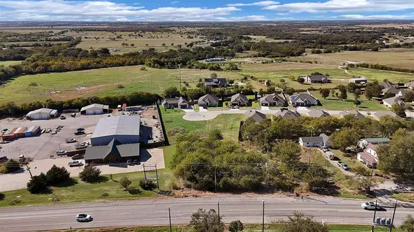 453 S 2nd Street, Krum, TX 76249