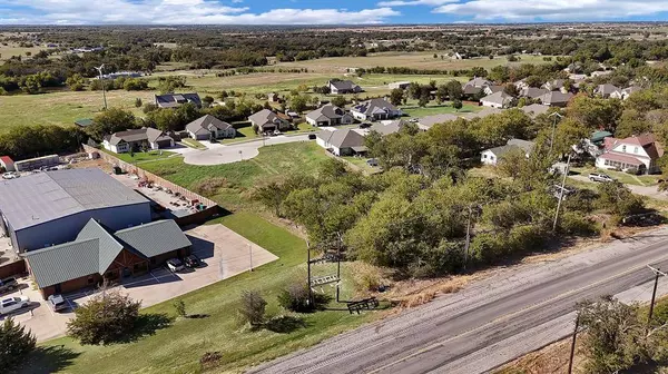 453 S 2nd Street, Krum, TX 76249