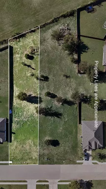 430 S 2nd Street, Krum, TX 76249