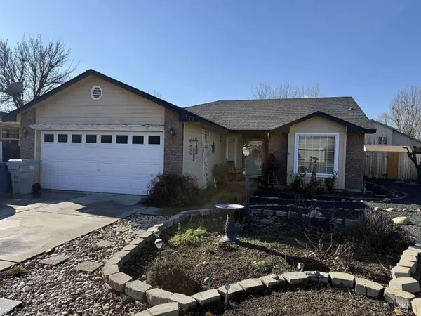 6171 N Willowdale, Garden City, ID 83714