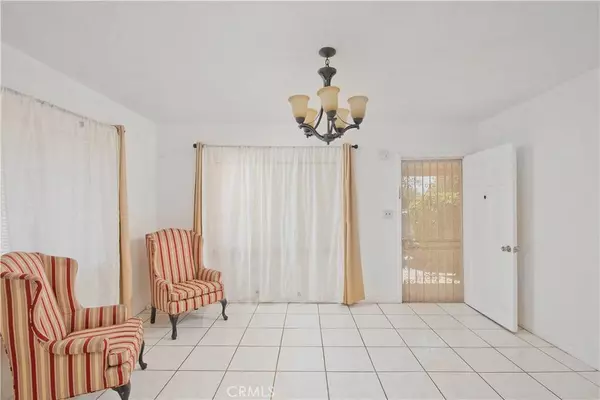 14127 Daubert ST, San Fernando, CA 91340