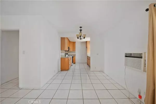 14127 Daubert ST, San Fernando, CA 91340