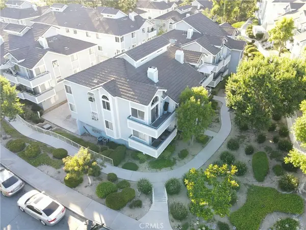 26808 Claudette ST #330, Canyon Country, CA 91351