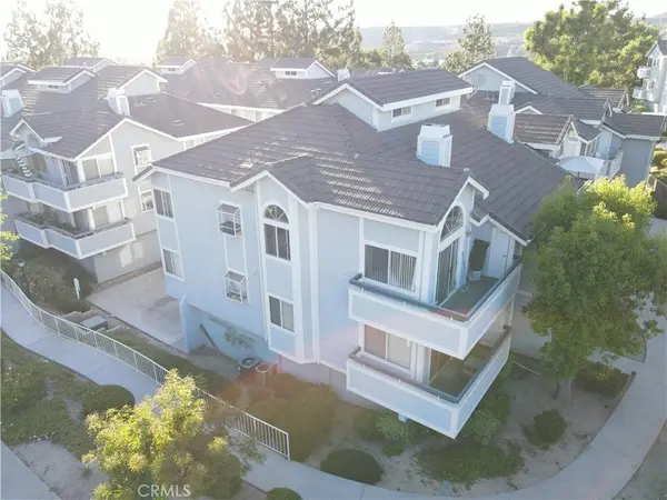26808 Claudette ST #330, Canyon Country, CA 91351