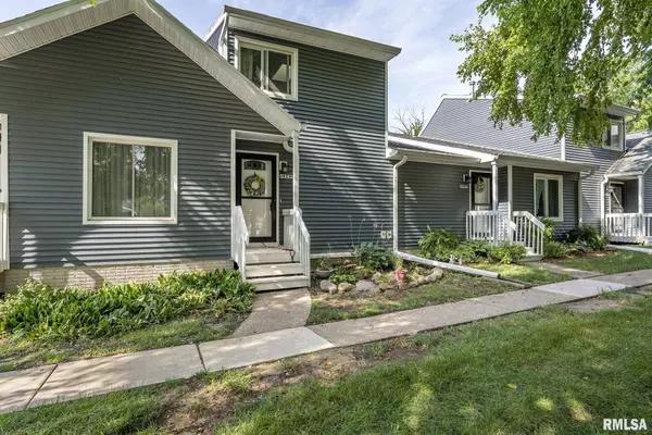 3342 N WILLOW CT, Bettendorf, IA 52722