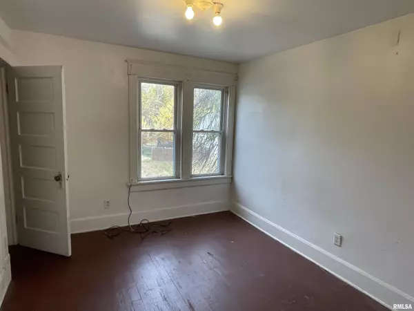 3116 11TH Avenue C, Moline, IL 61265