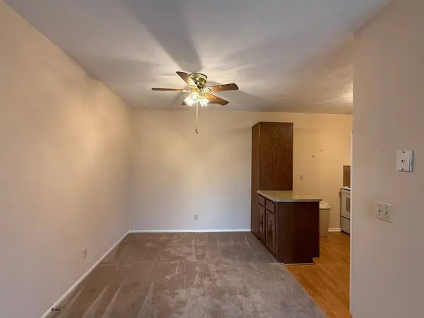 1211 48th AVE #31, East Moline, IL 61244