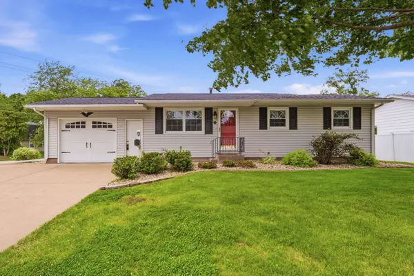409 25th Avenue, East Moline, IL 61244