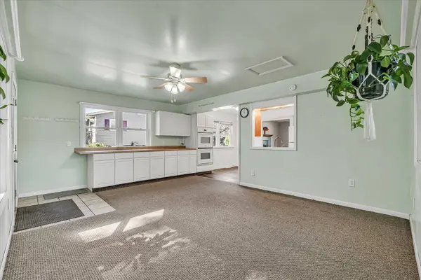 115 E 3rd AVE, Coal Valley, IL 61240