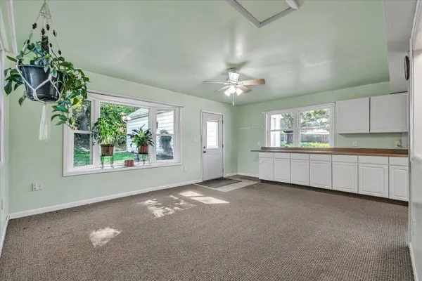 115 E 3rd AVE, Coal Valley, IL 61240