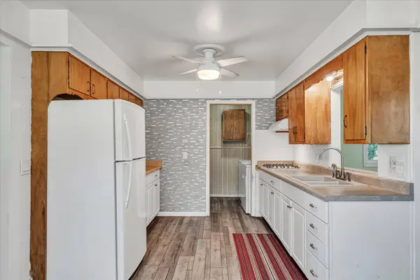 115 E 3rd AVE, Coal Valley, IL 61240
