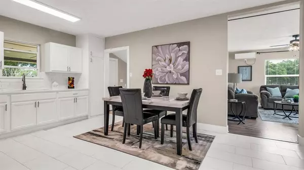 10018 Jackson Road, Krum, TX 76249