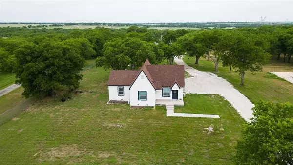 10018 Jackson Road, Krum, TX 76249