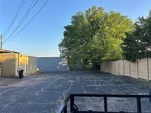 117 Melbourne, Hurst, TX 76053