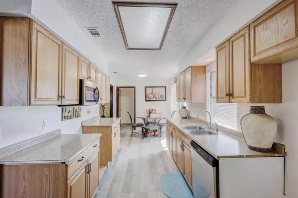 1718 Brighton Drive, Carrollton, TX 75007