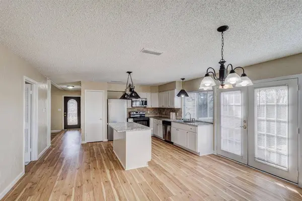 2101 Deerfield Drive, Carrollton, TX 75007