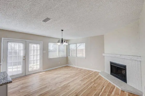 2101 Deerfield Drive, Carrollton, TX 75007