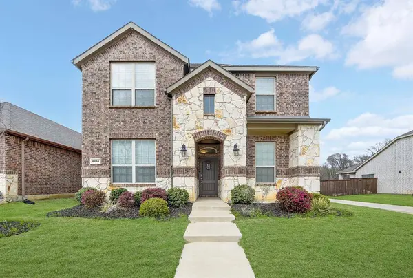 2261 Obsidian Drive, Aubrey, TX 76068