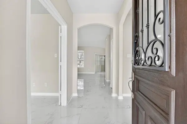 1049 Marietta Lane, Aubrey, TX 76227