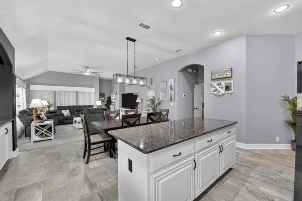 1120 Ponderosa Drive, Aubrey, TX 76227