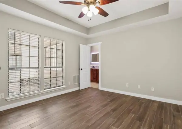 5100 verde valley lane #111, Dallas, TX 75254