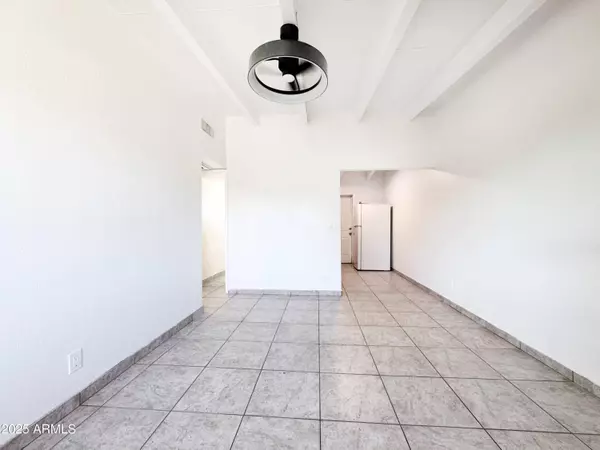 1626 N 31ST Place, Phoenix, AZ 85008