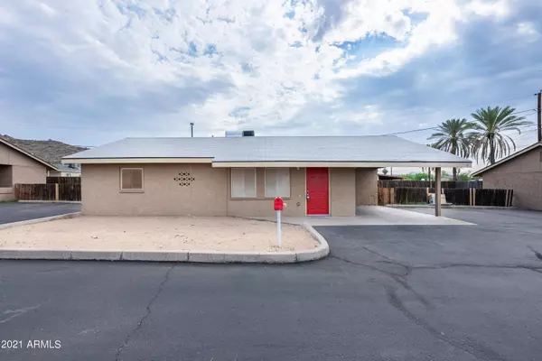 1524 W SAHUARO Drive #B, Phoenix, AZ 85029