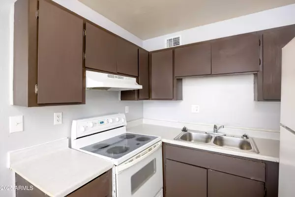 15605 N 29TH Street #2, Phoenix, AZ 85032