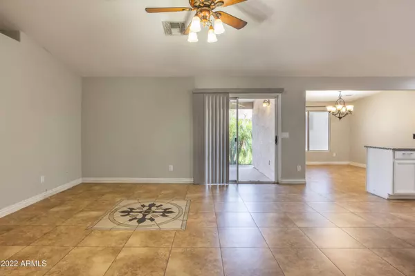 4986 E MAGNUS Drive, San Tan Valley, AZ 85140