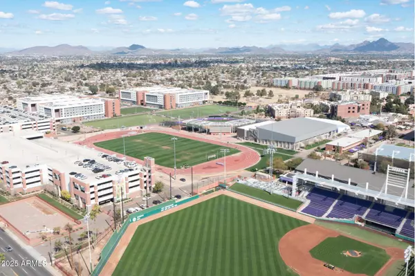 1939 E RAYMOND Street, Phoenix, AZ 85040