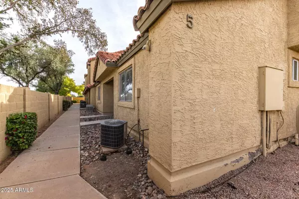 653 W GUADALUPE Road #1121, Mesa, AZ 85210
