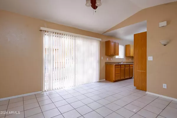 653 W GUADALUPE Road #1121, Mesa, AZ 85210