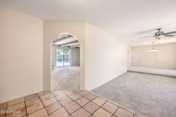 5701 E SANDY Lane, Scottsdale, AZ 85254