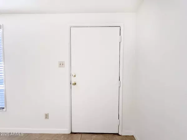 2820 N 71ST Place, Scottsdale, AZ 85257