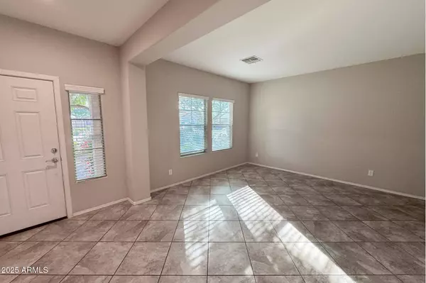 10904 E SEBRING Avenue, Mesa, AZ 85212