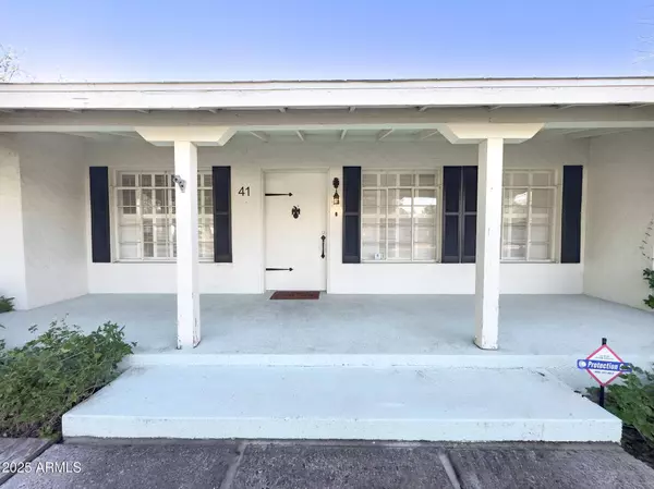 41 E MYRTLE Avenue, Phoenix, AZ 85020