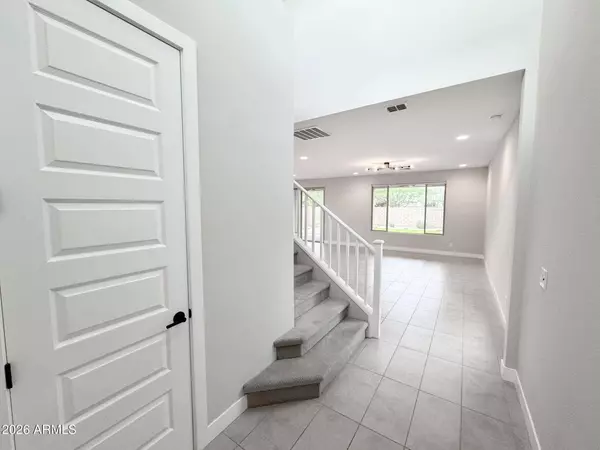 22038 N 28TH Place, Phoenix, AZ 85050