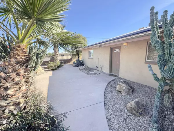 1003 W HOWE Street, Tempe, AZ 85281