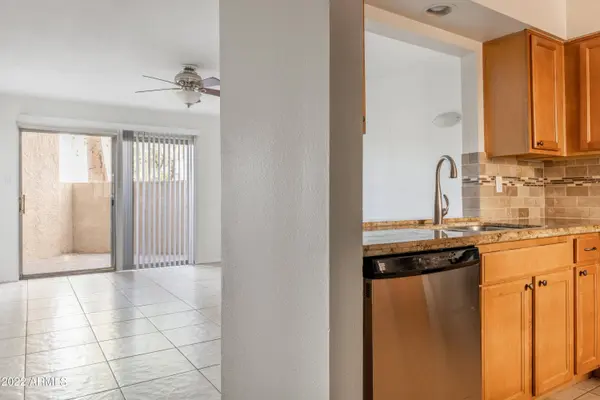 7474 E EARLL Drive #115, Scottsdale, AZ 85251