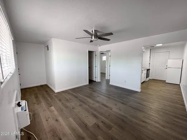 1320 N 48TH Place #2, Phoenix, AZ 85008