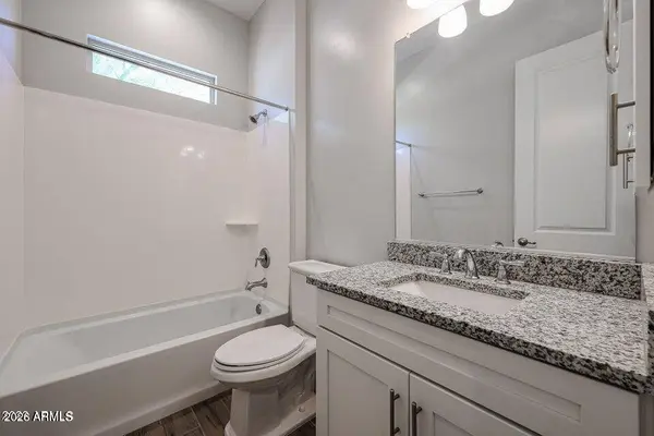 6521 E MICHIGAN Avenue, Phoenix, AZ 85054