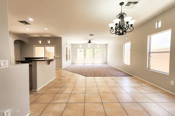 10625 W SALTER Drive, Peoria, AZ 85382