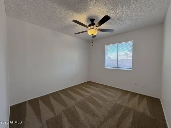 3111 E CHARLESTON Avenue, Phoenix, AZ 85032